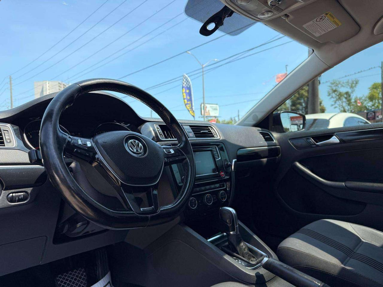 2017 Volkswagen Jetta Wolfsburg Edition Photo