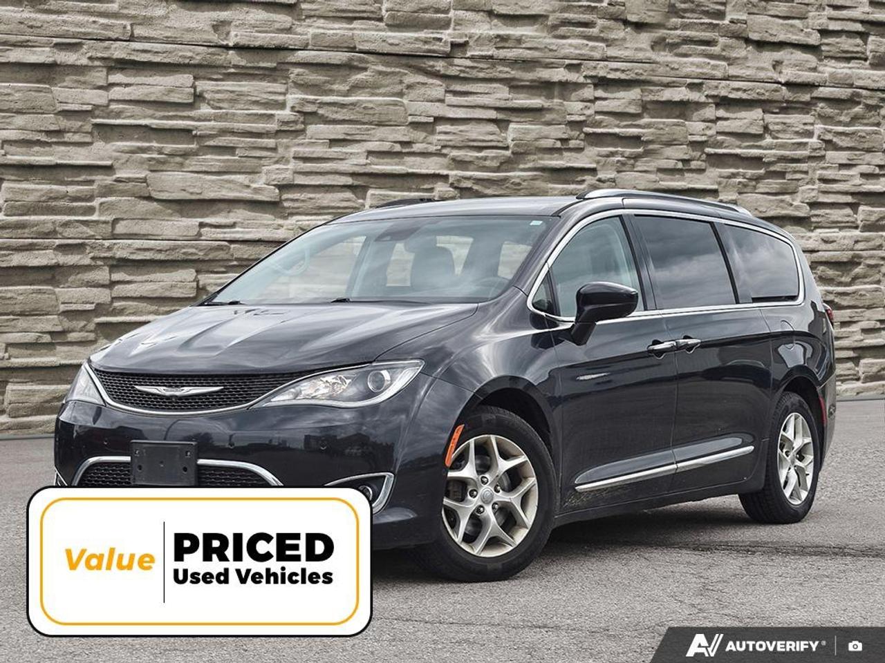 2017 Chrysler Pacifica Touring-L Plus Passenger Van Photo