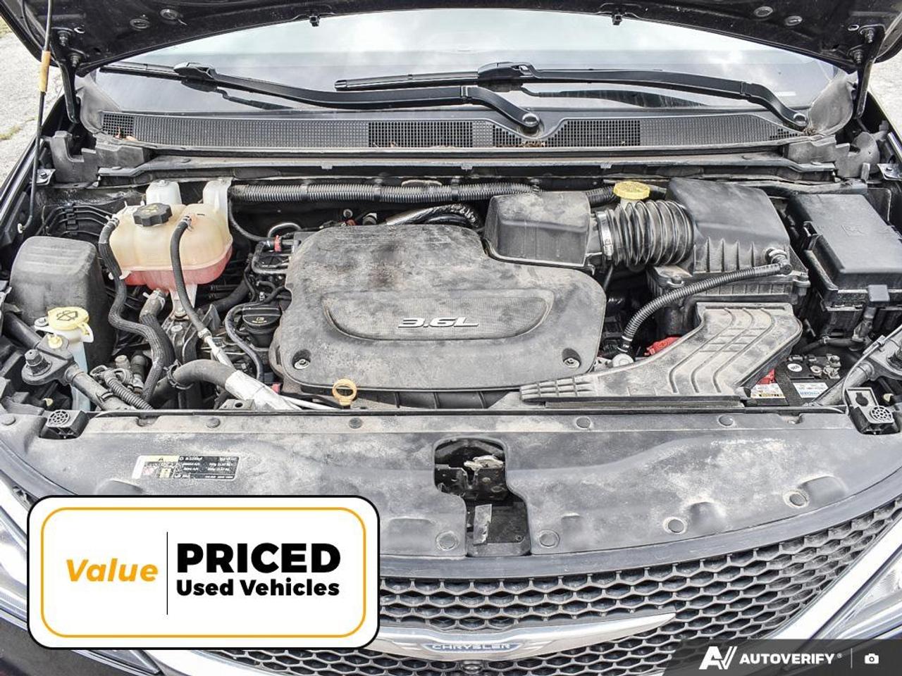 2017 Chrysler Pacifica Touring-L Plus Passenger Van Photo