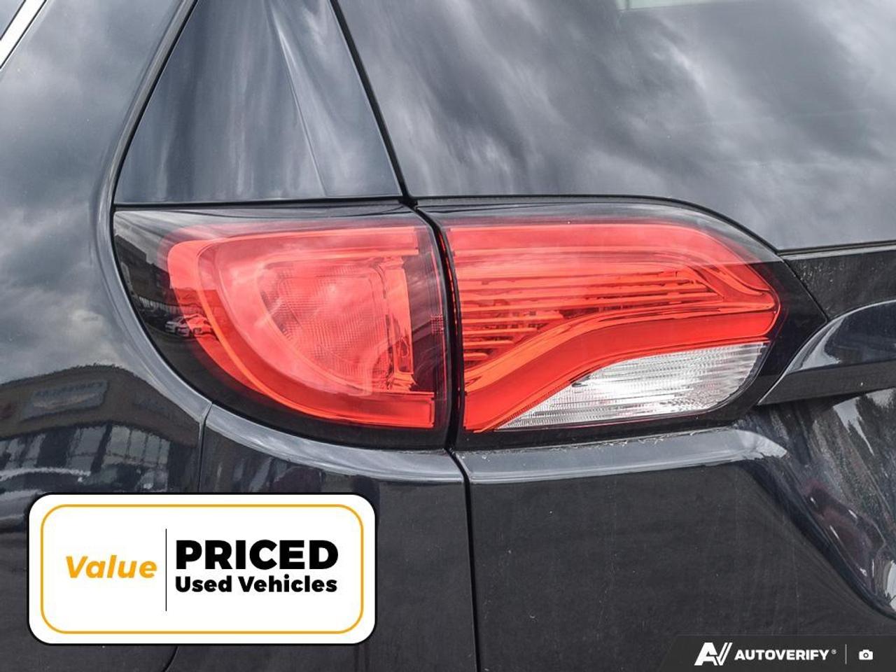 2017 Chrysler Pacifica Touring-L Plus Passenger Van Photo