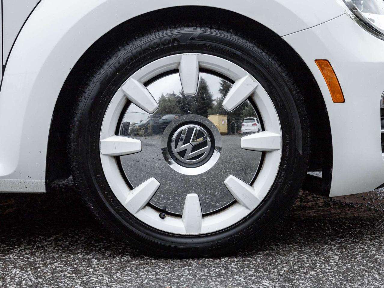 2019 Volkswagen Beetle Wolfsburg Edition, CONVERTIBLE, Camera Photo