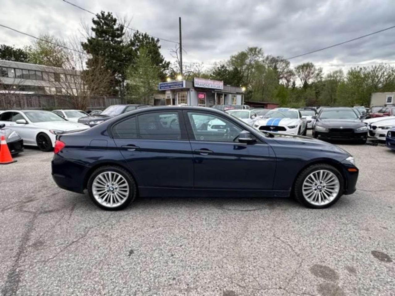 2013 BMW 3 Series 335i   xDrive   Brown Interior   Luxurious & Sporty! Photo4