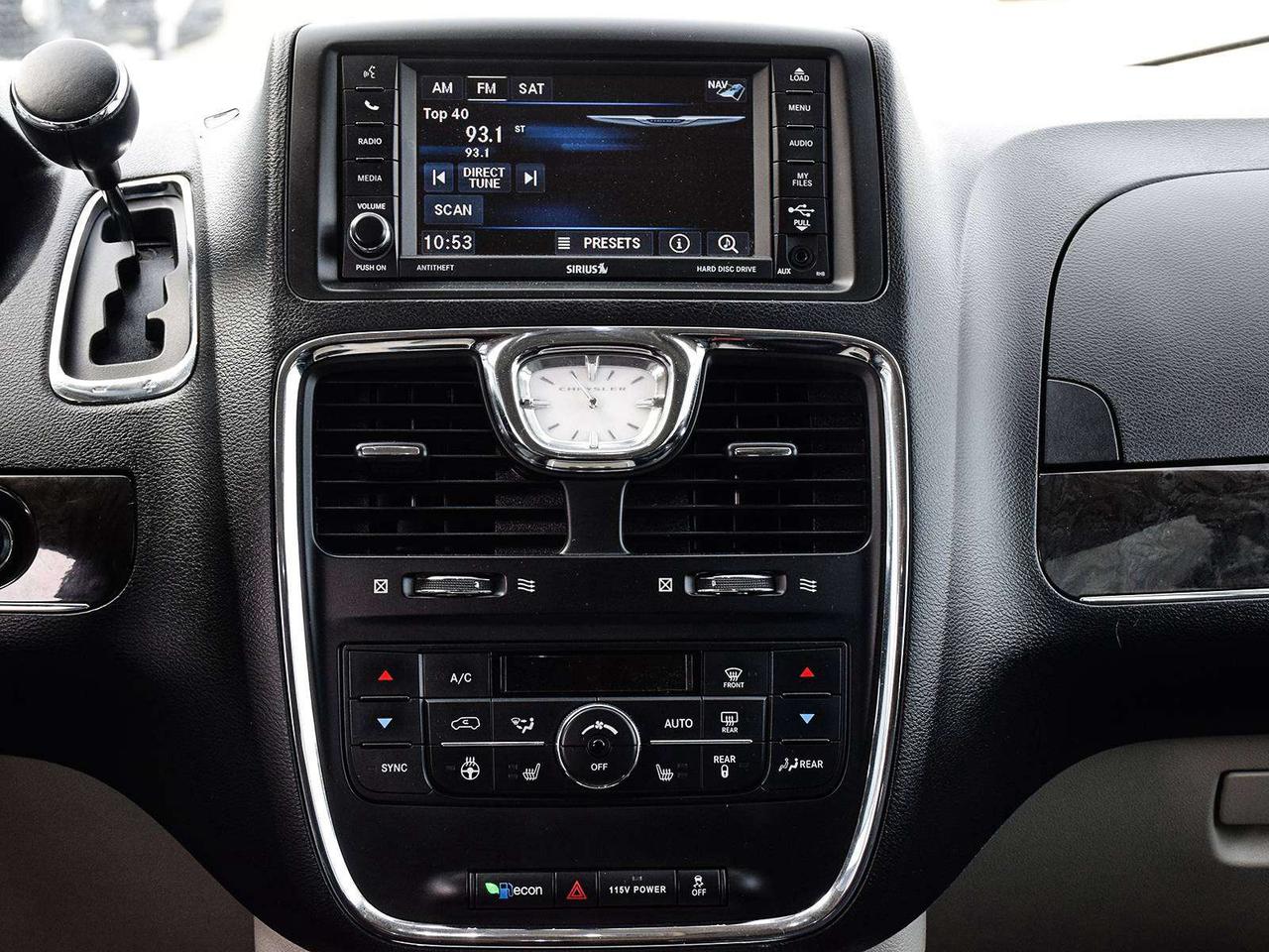 2016 Chrysler Town & Country Touring ~Nav ~Heated Leather ~Sunroof ~Camera Photo