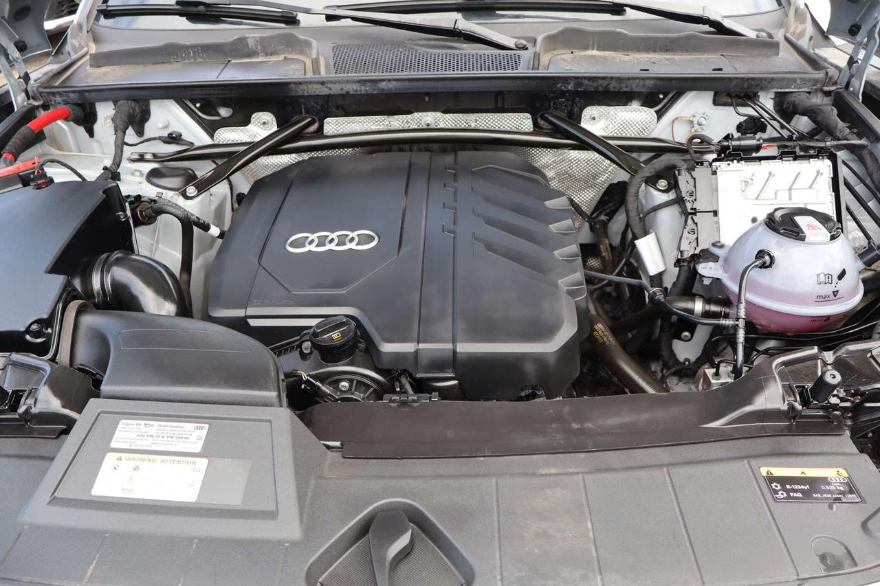 2021 Audi Q5 2.0T Progressiv S-Line quattro   No Accident   Clean Carfax Photo