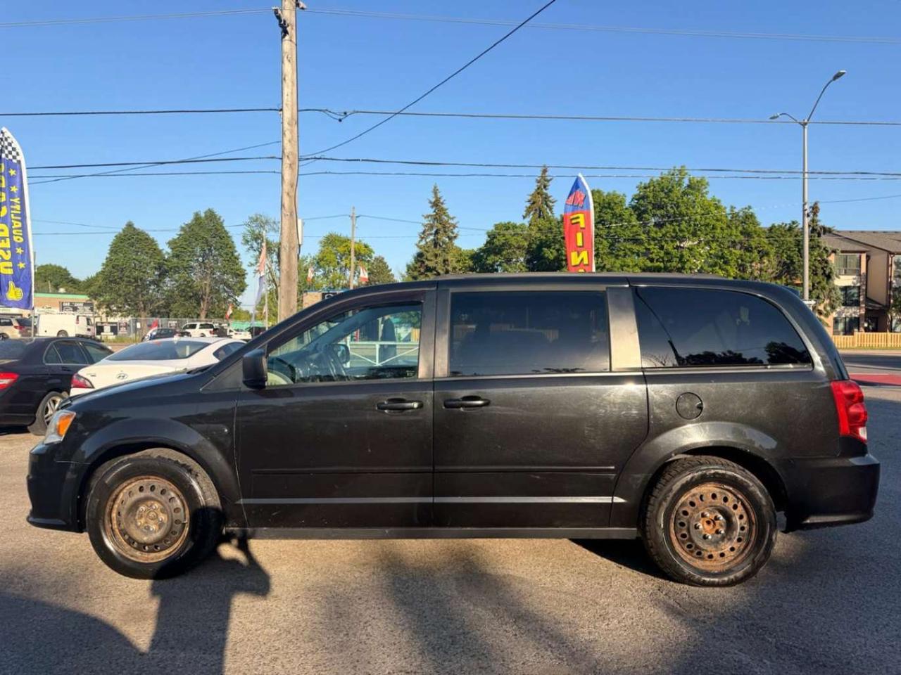 2016 Dodge Grand Caravan SXT STOW N GO **WARRANTY SPECIAL** Photo