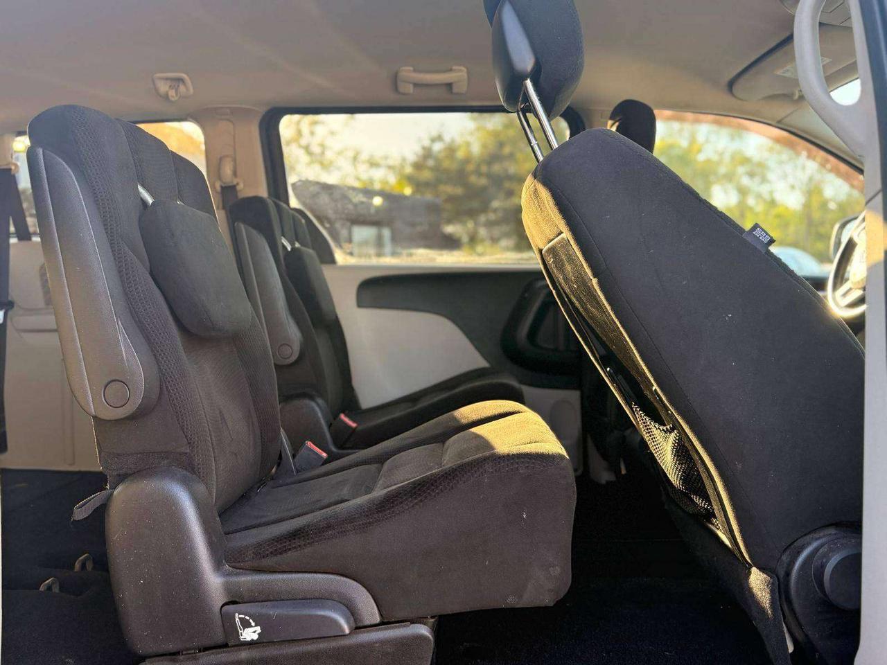 2016 Dodge Grand Caravan SXT STOW N GO **WARRANTY SPECIAL** Photo