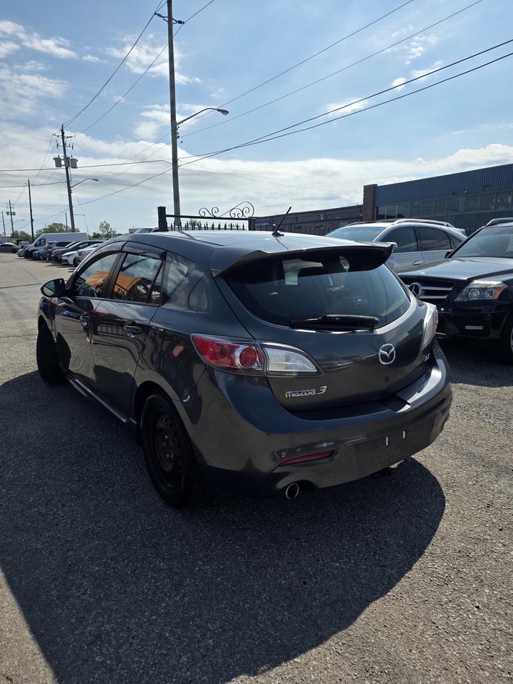 2011 Mazda MAZDA3 s Touring Photo2