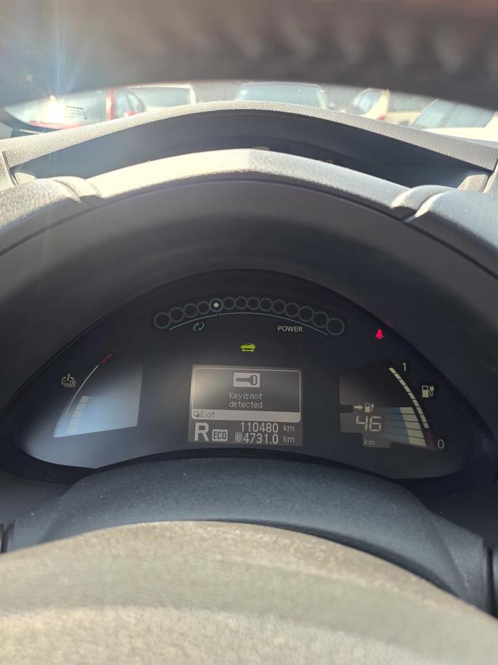 2015 Nissan Leaf SV Photo