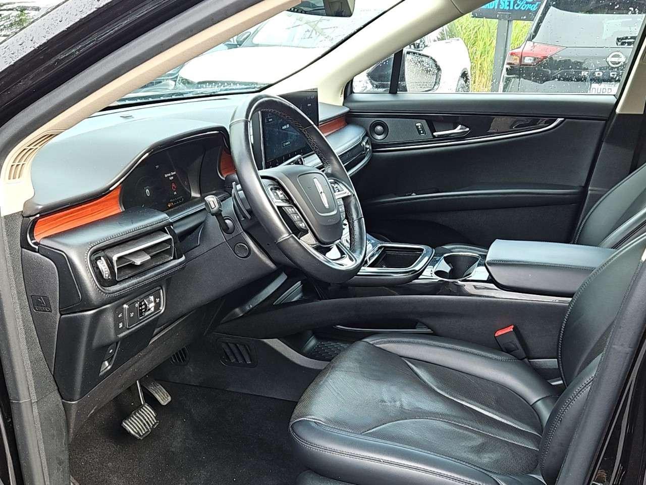 2022 Lincoln Nautilus RESERVE   V6   AWD   MOONROOF Photo