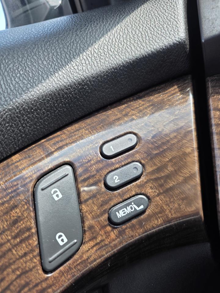 2011 Acura MDX ADVANCE Photo
