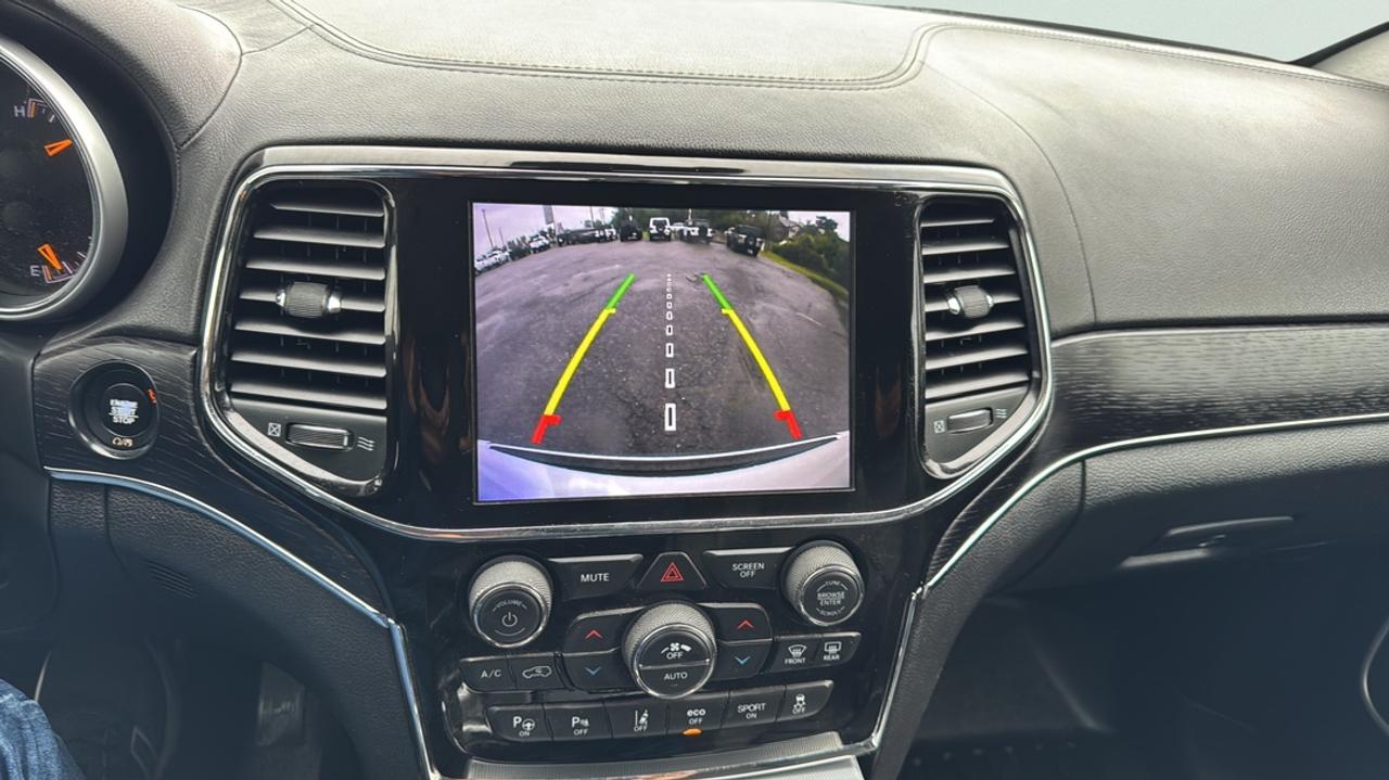 2021 Jeep Grand Cherokee 5.7L V8 Hemi, Leather, Heated & Cooled Seats Photo