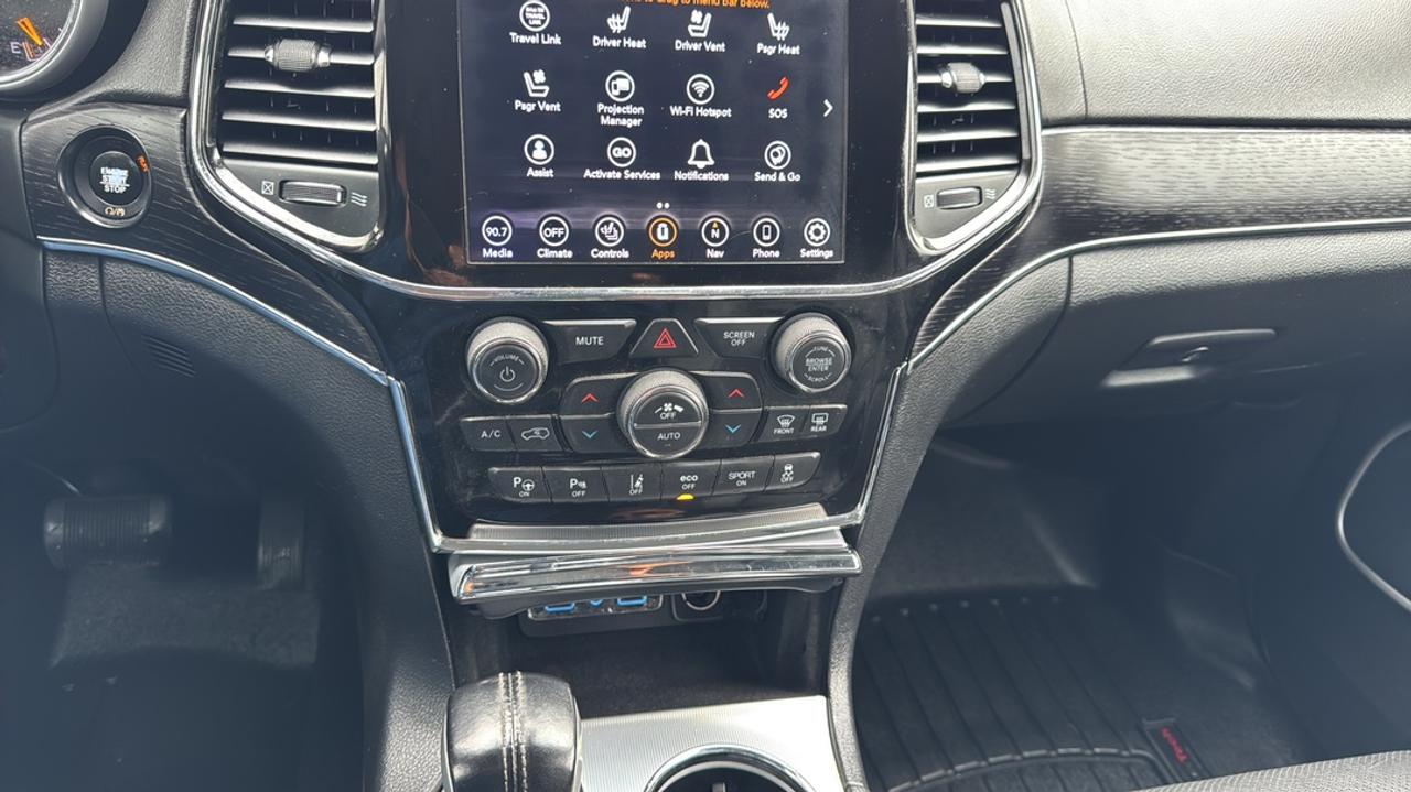 2021 Jeep Grand Cherokee 5.7L V8 Hemi, Leather, Heated & Cooled Seats Photo