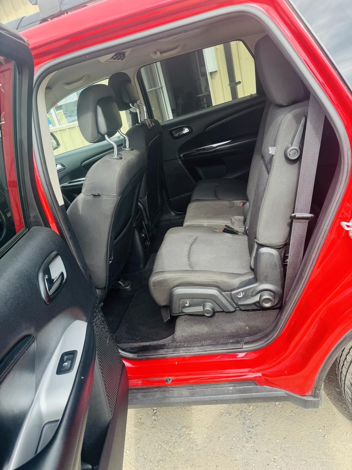 2016 Dodge Journey SXT Photo