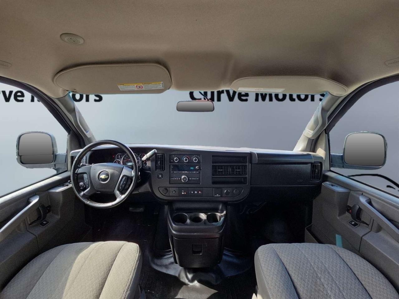 2022 Chevrolet Express 2500 135 * NO ACCIDENTS / CAMERA / SHELVES / LADDER RACK Photo