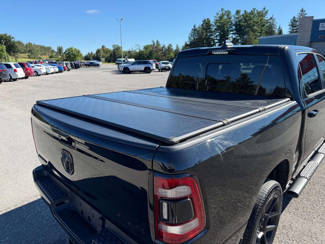 2023 RAM 1500 Sport - tow pkg - pano sunroof Photo