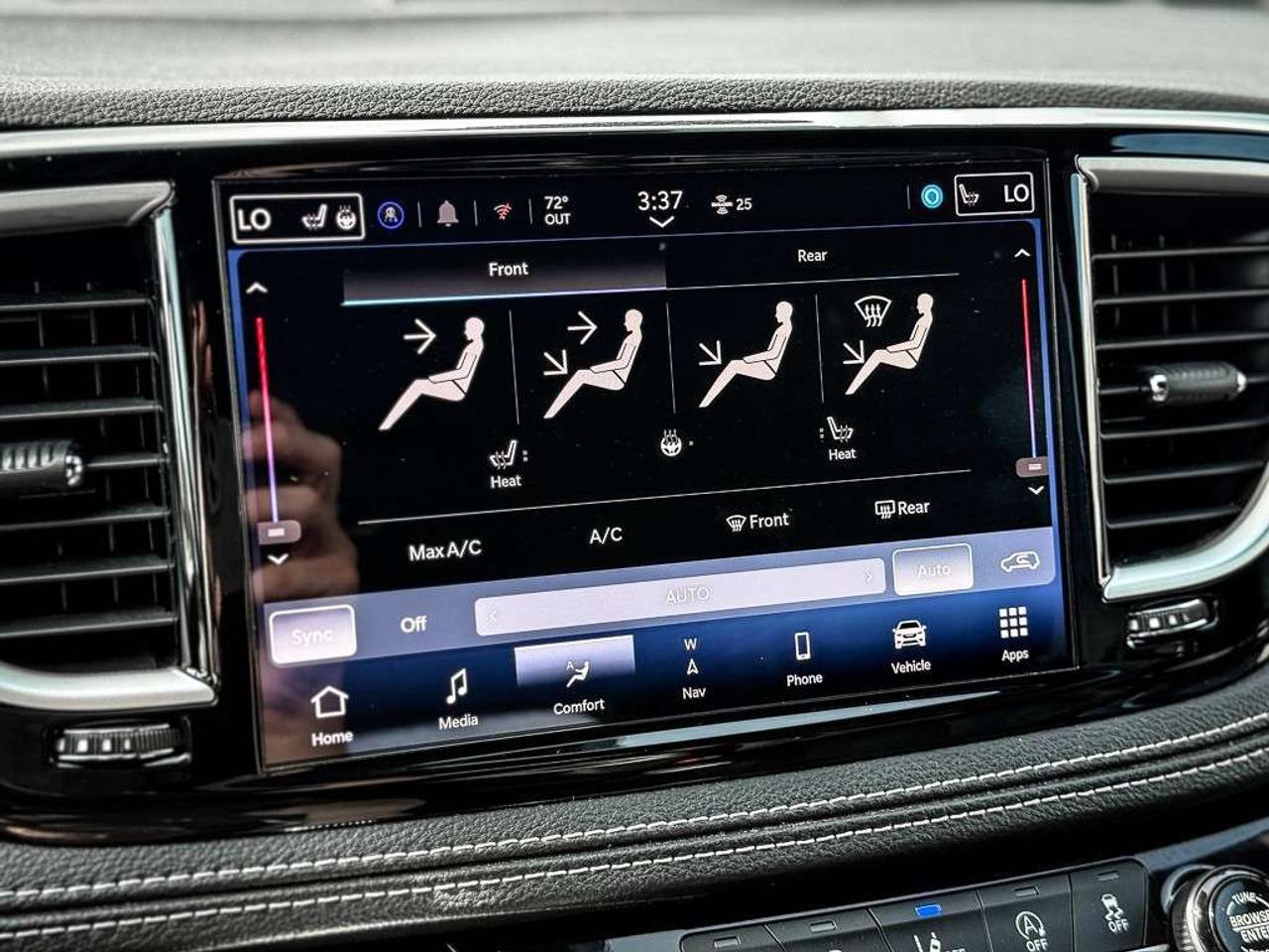 2025 Chrysler Pacifica Select   DUAL VIDEO SCREENS   PWR DOORS   360 CAM   ALPINE AUDIO Photo