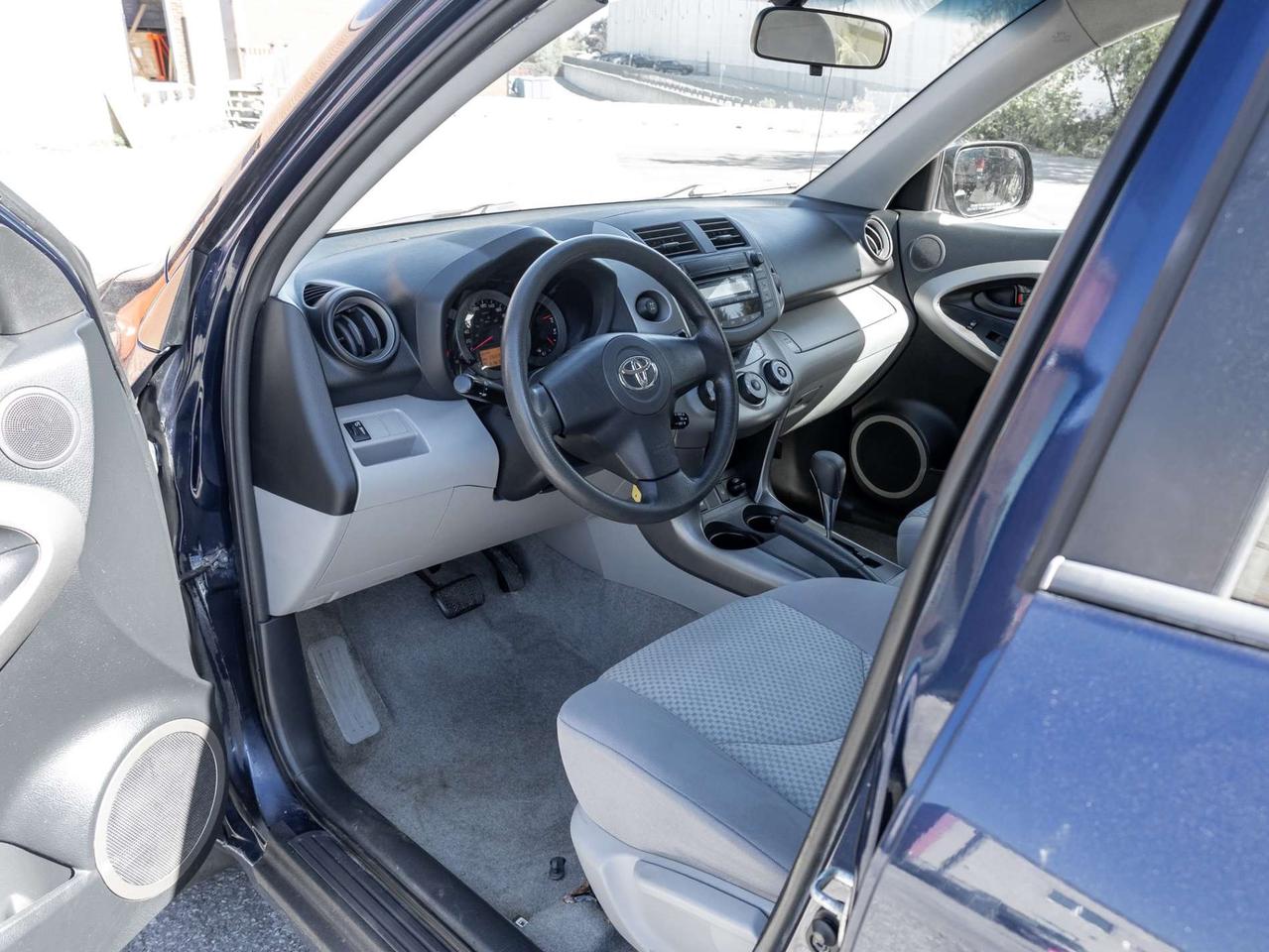 2007 Toyota RAV4 4WD V6 Base Photo