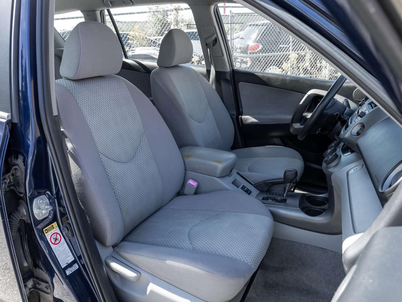 2007 Toyota RAV4 4WD V6 Base Photo