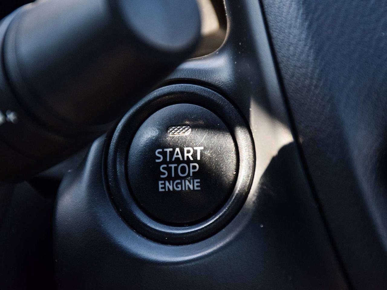 2018 Mazda 3 GS ~Nav ~Heated Seats + Wheel ~Sunroof ~Bluetooth Photo