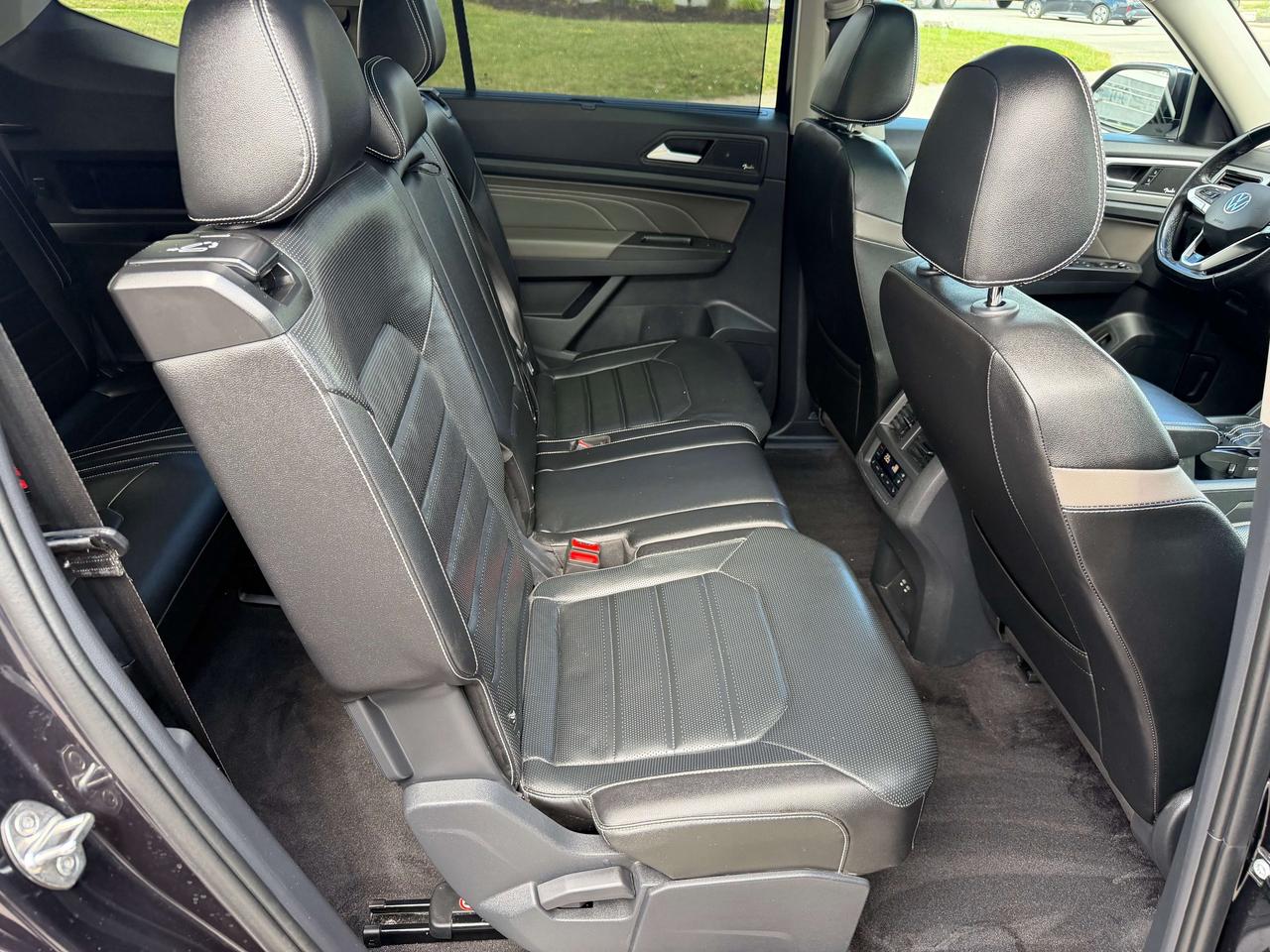 2023 Volkswagen Atlas Highline,R Line,Black edition, Remote starter, AWD Photo