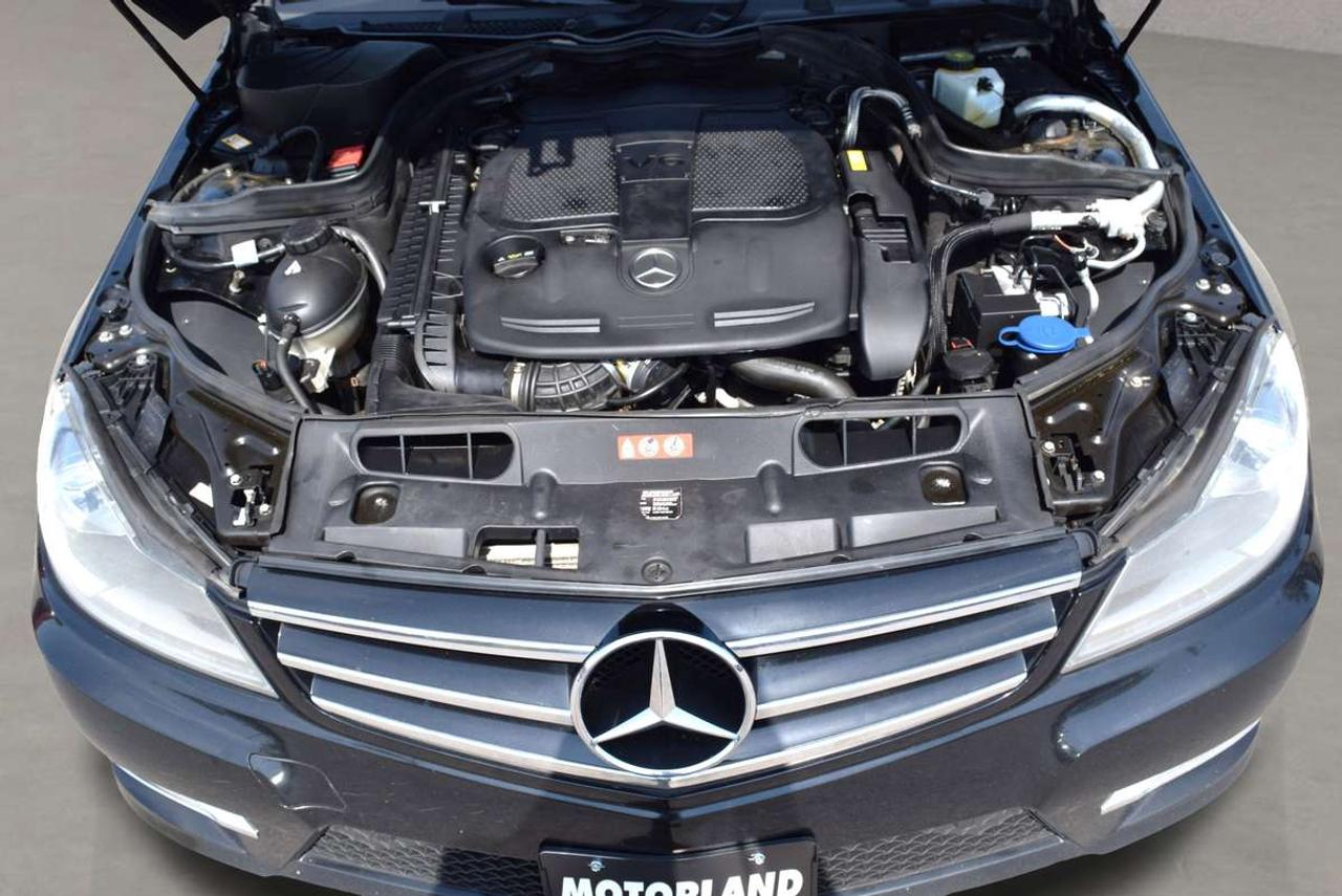 2014 Mercedes-Benz C-Class C300  4MATIC Photo