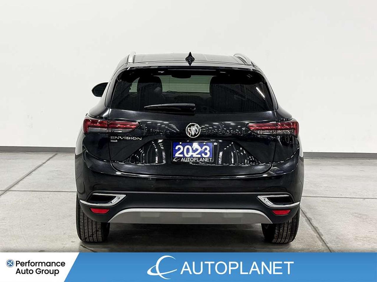 2023 Buick Envision Essence AWD, Back Up Cam, Apple CarPlay! Photo