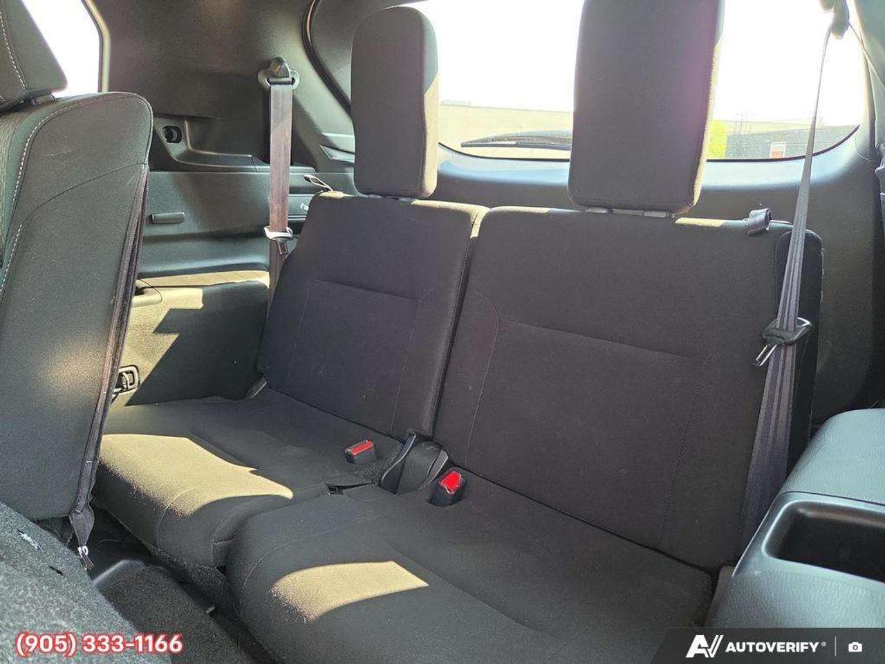2024 Mitsubishi Outlander ES Apple CarPlay & Android Auto • Third-Row Seating • Heated Front Seats • Rear Parking Sensors • Lane Assist • SiriusXM® Photo