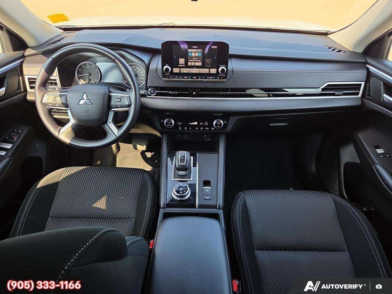2024 Mitsubishi Outlander ES Apple CarPlay & Android Auto • Third-Row Seating • Heated Front Seats • Rear Parking Sensors • Lane Assist • SiriusXM® Photo