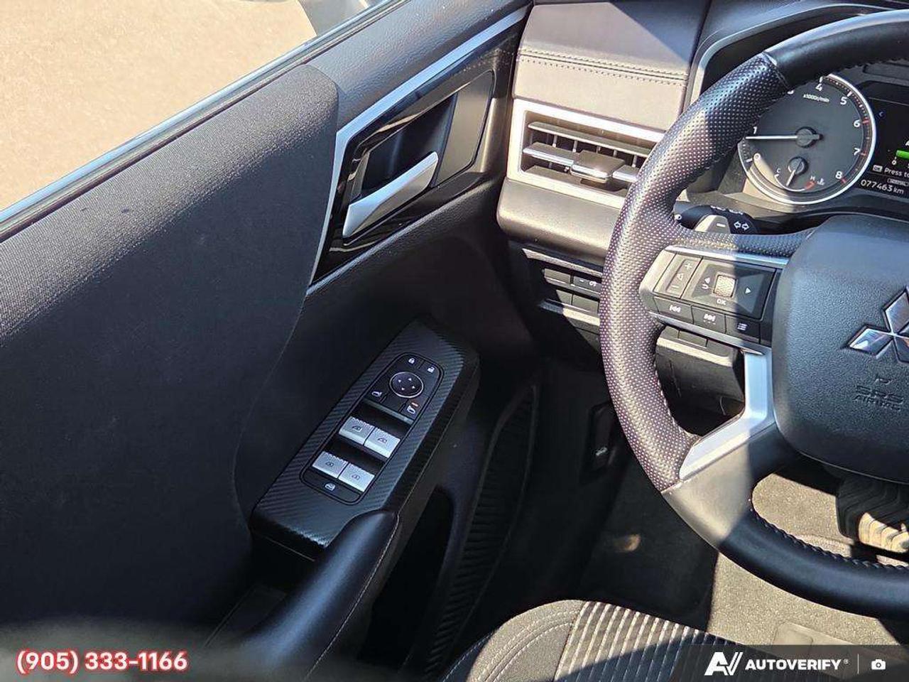 2024 Mitsubishi Outlander ES Apple CarPlay & Android Auto • Third-Row Seating • Heated Front Seats • Rear Parking Sensors • Lane Assist • SiriusXM® Photo