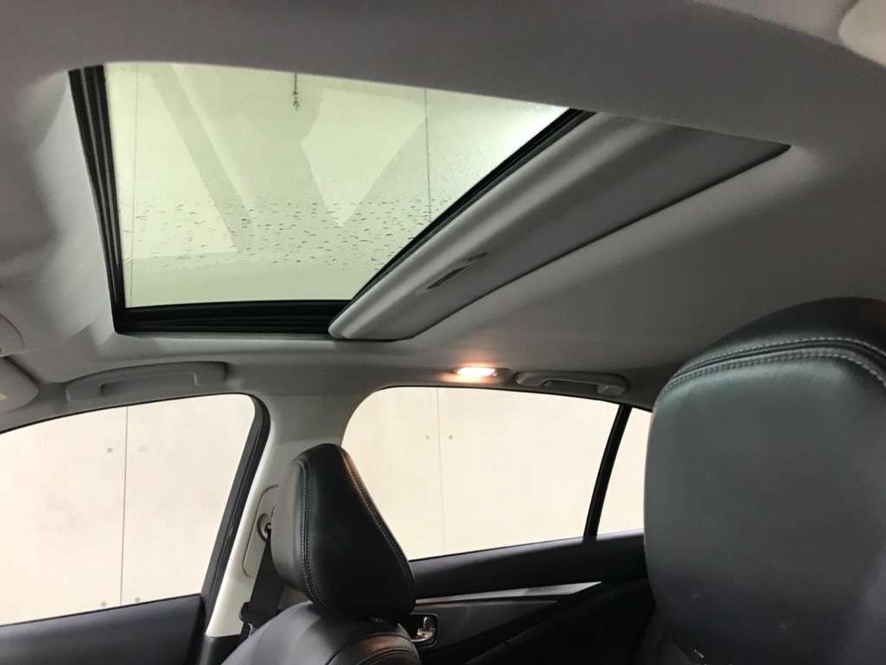 2015 Infiniti Q50 4DR SDN AWD Photo