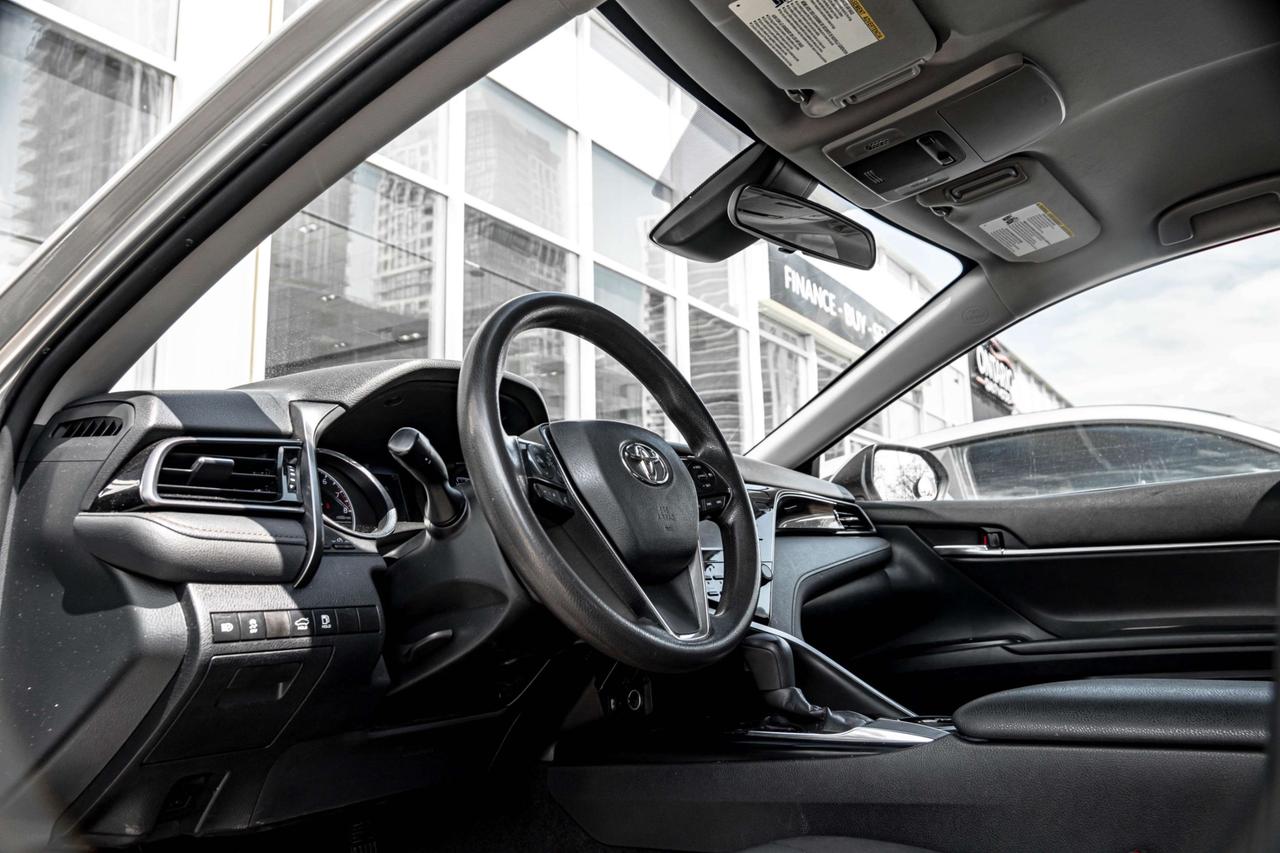 2019 Toyota Camry LE   BLUETOOTH   HEATED SEATS   CAM   CARPLAY Photo