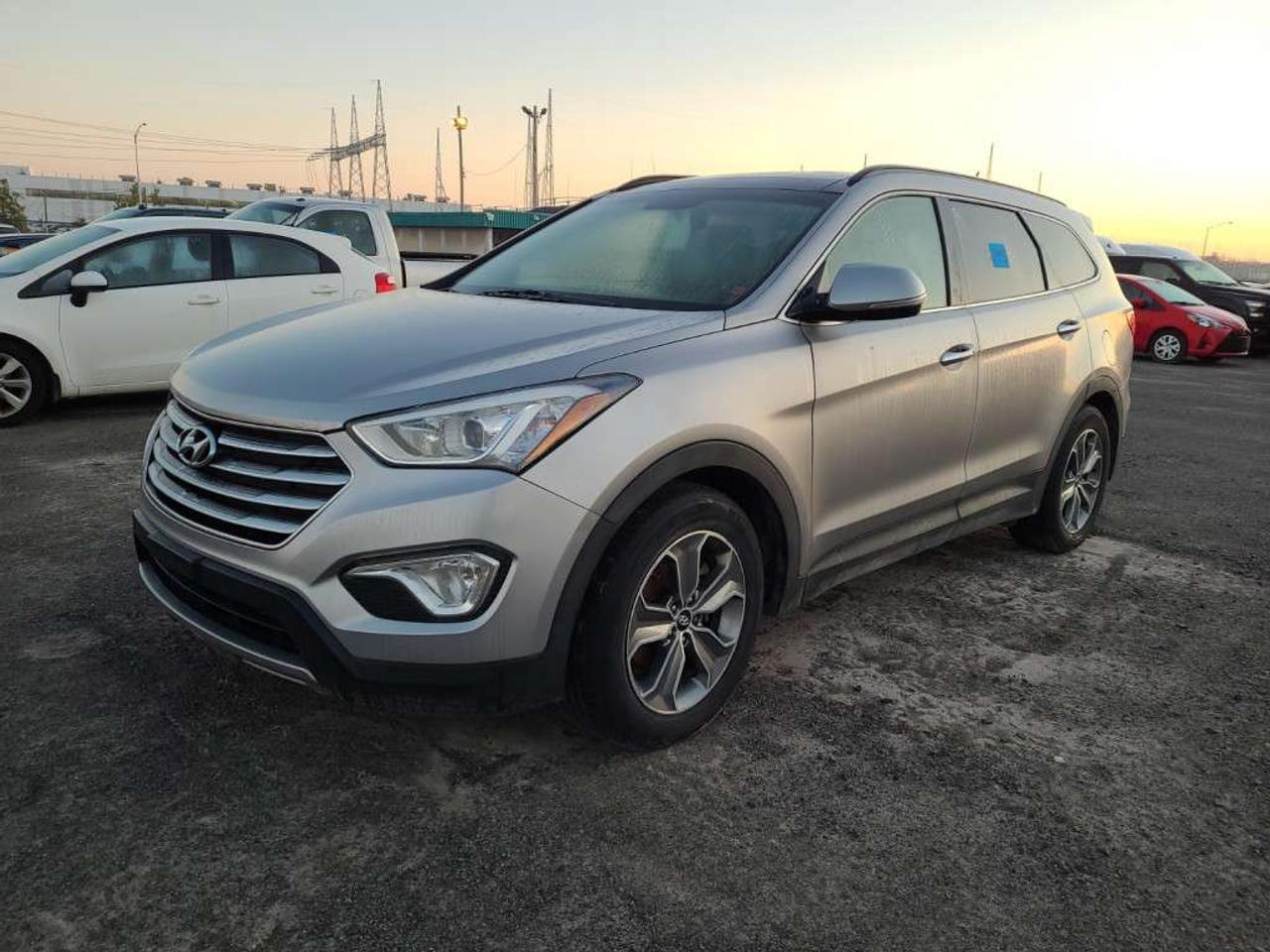 2015 Hyundai Santa Fe AWD 4dr 3.3L Auto Photo