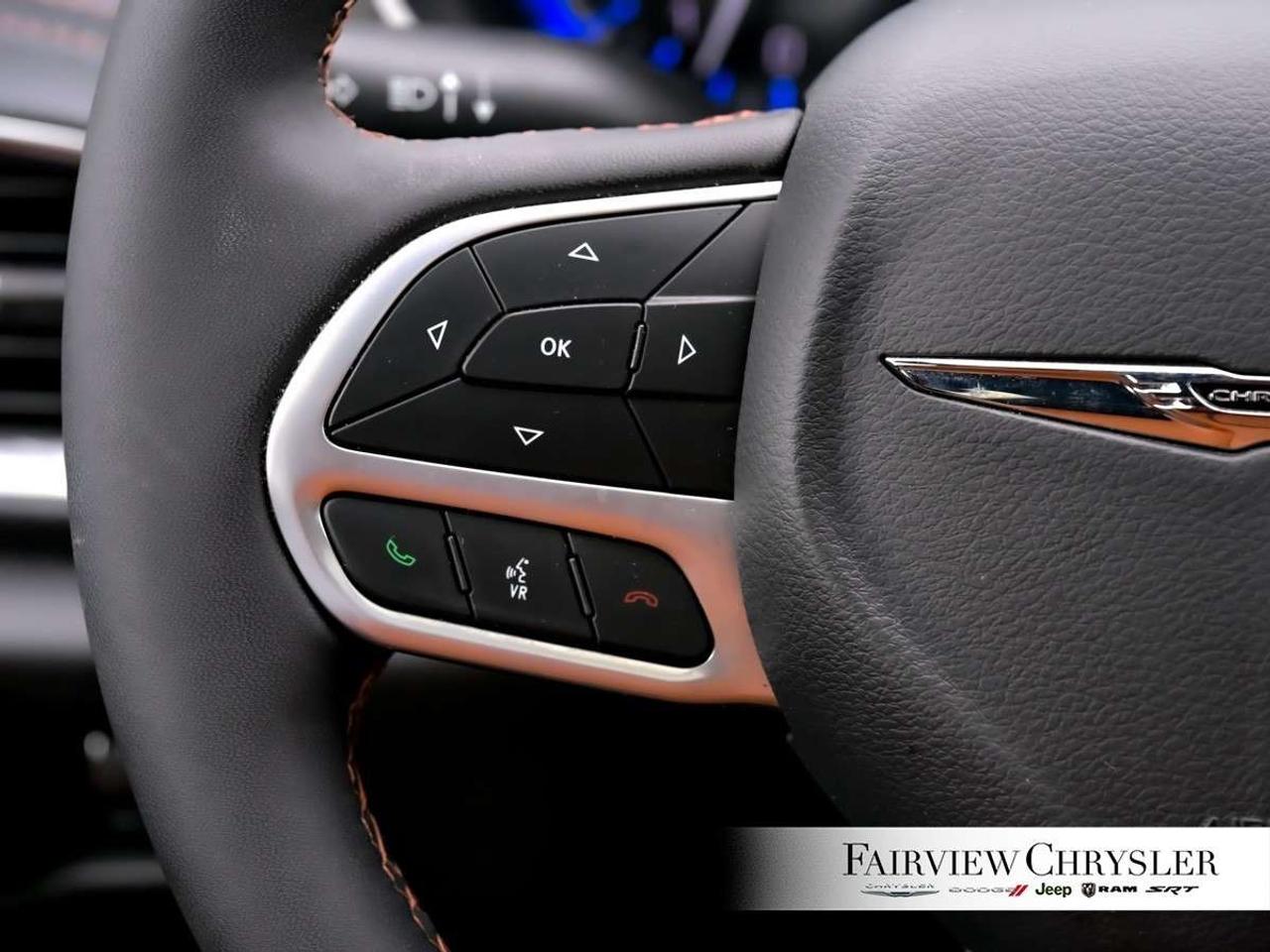 2024 Chrysler Pacifica Pinnacle AWD AWD   PANO ROOF   BROWN LEATHER   REAR SCREENS   BLIND SPOT Photo