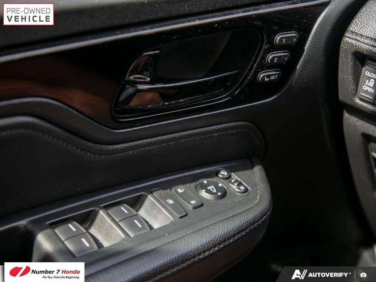 2023 Honda Odyssey Black Edition *EXTENDED POWERTRAIN WARRANTY*NO REPORTED ACCIDENTS*ONE OWNER Photo