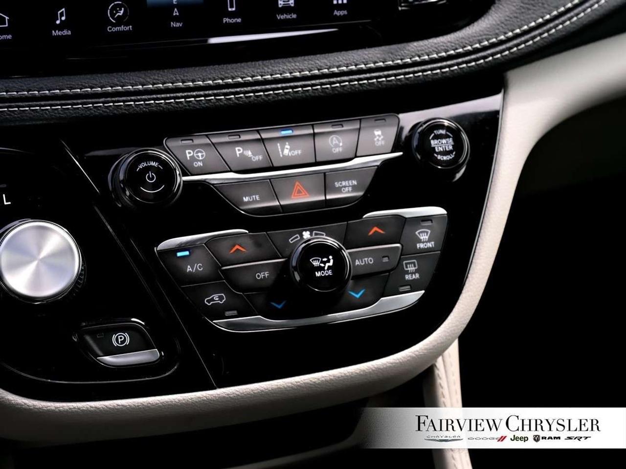 2023 Chrysler Pacifica Limited FWD PANO ROOF   360 CAMERA   CARPLAY   PWR SLIDING DOORS   BLIND SPOT DETECTION Photo