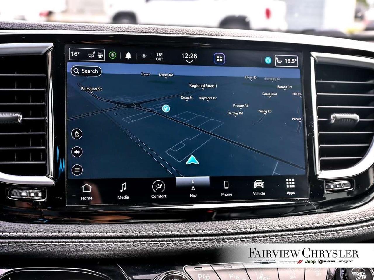 2023 Chrysler Pacifica Limited FWD PANO ROOF   360 CAMERA   CARPLAY   PWR SLIDING DOORS   BLIND SPOT DETECTION Photo