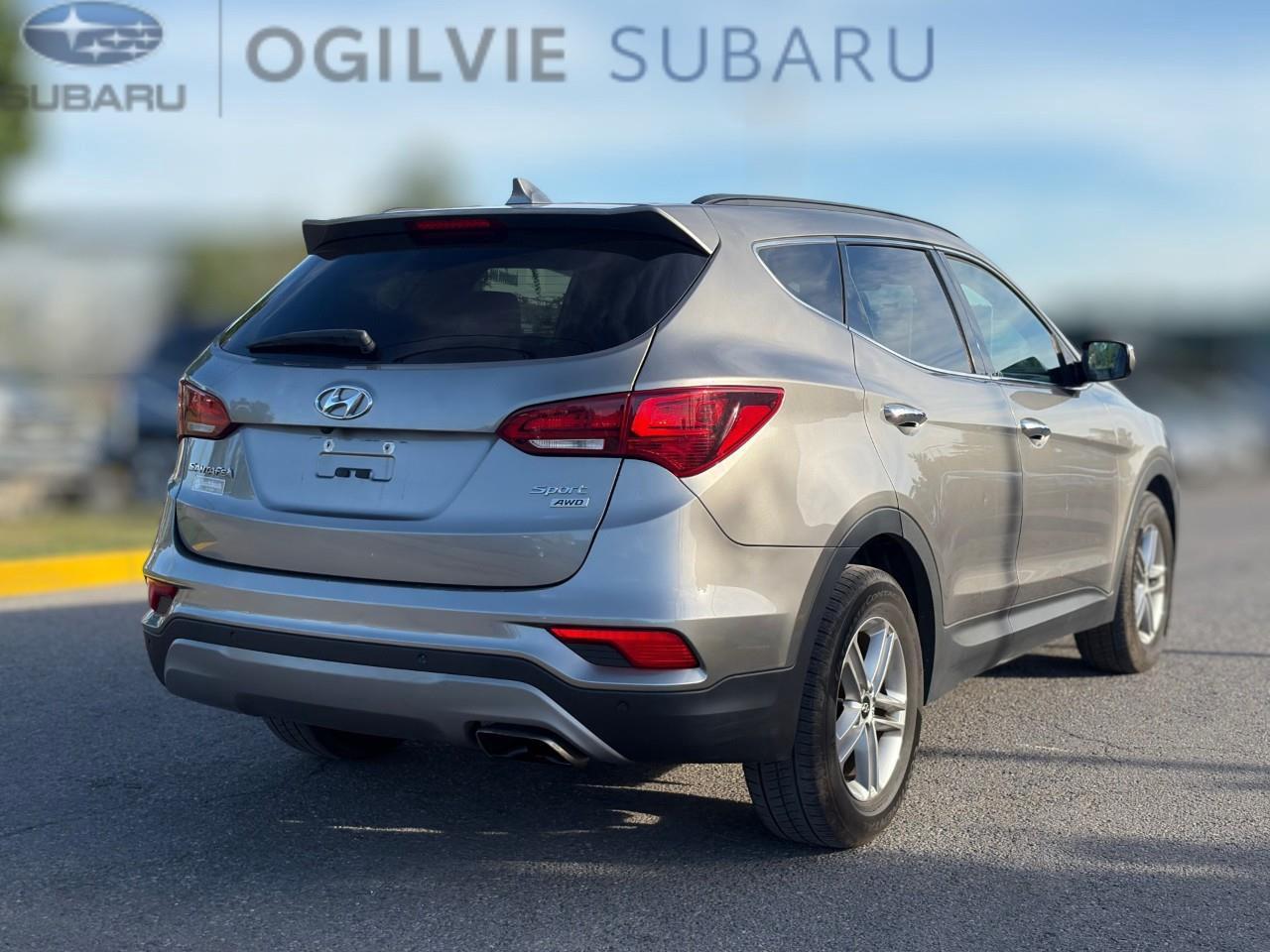 2018 Hyundai Santa Fe Sport 2.4 Premium 4dr All-Wheel Drive Photo