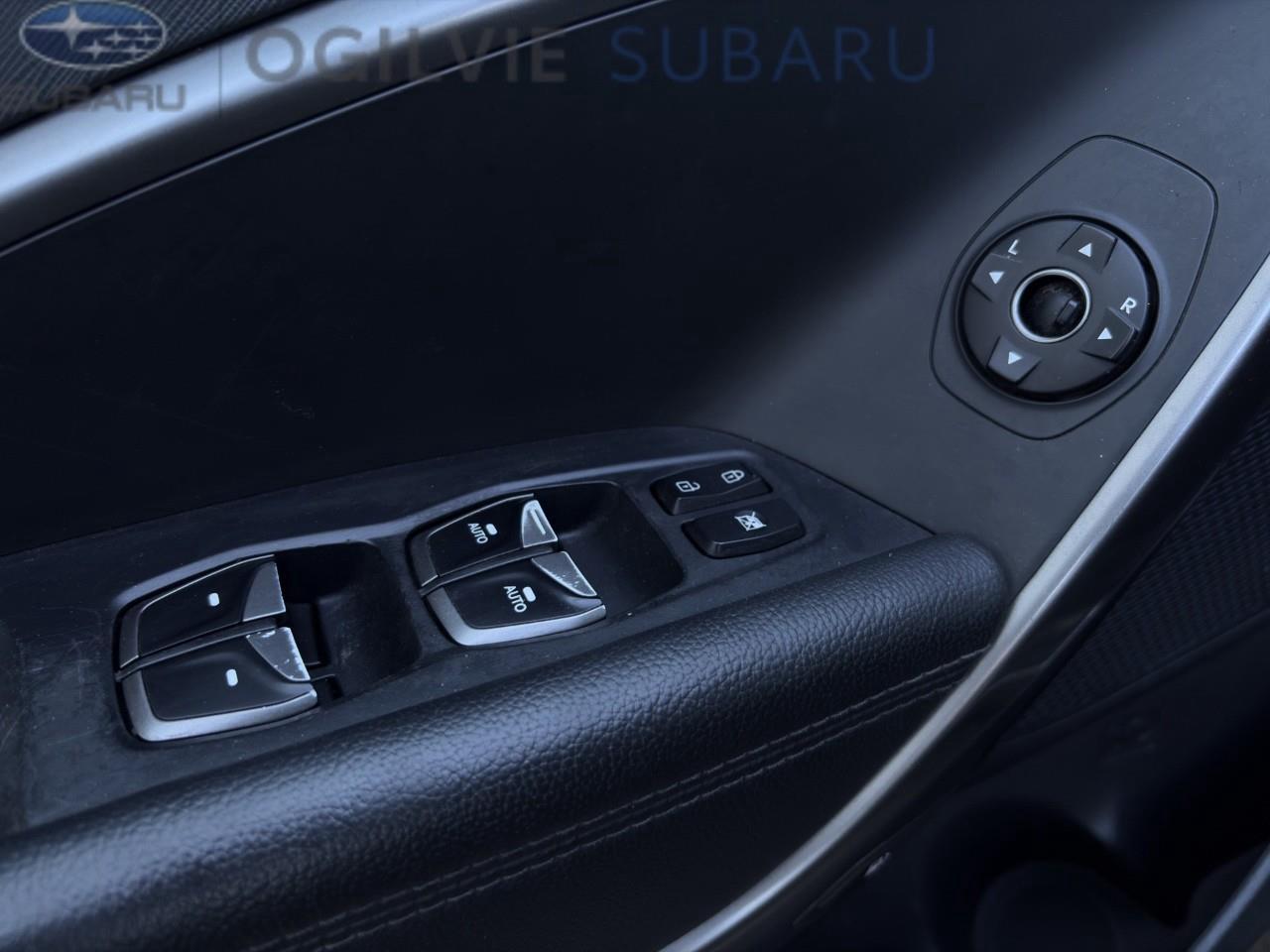 2018 Hyundai Santa Fe Sport 2.4 Premium 4dr All-Wheel Drive Photo