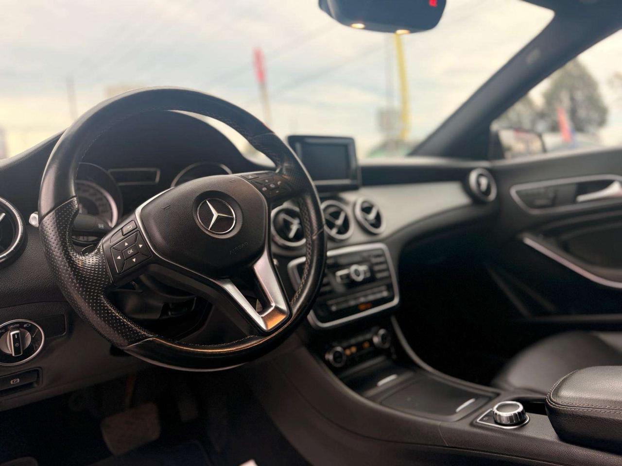2014 Mercedes-Benz CLA 4dr Sdn Photo