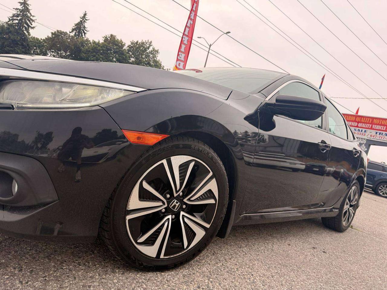 2016 Honda Civic 4dr CVT EX-T Photo