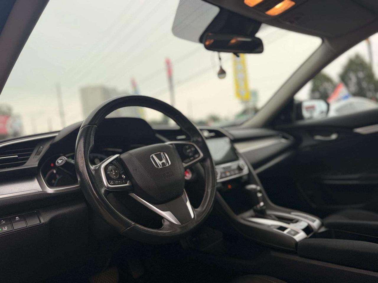 2016 Honda Civic 4dr CVT EX-T Photo