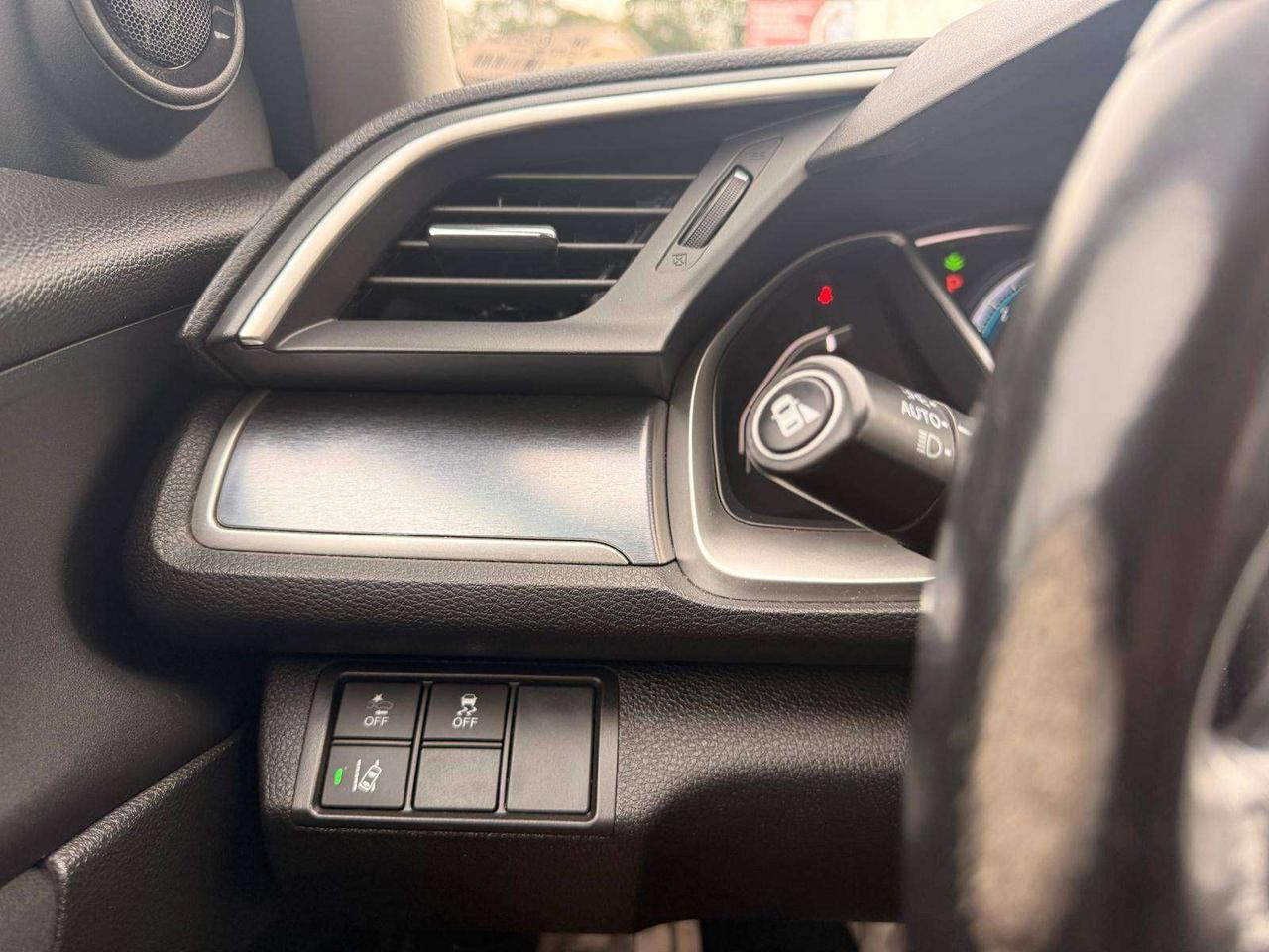 2016 Honda Civic 4dr CVT EX-T Photo