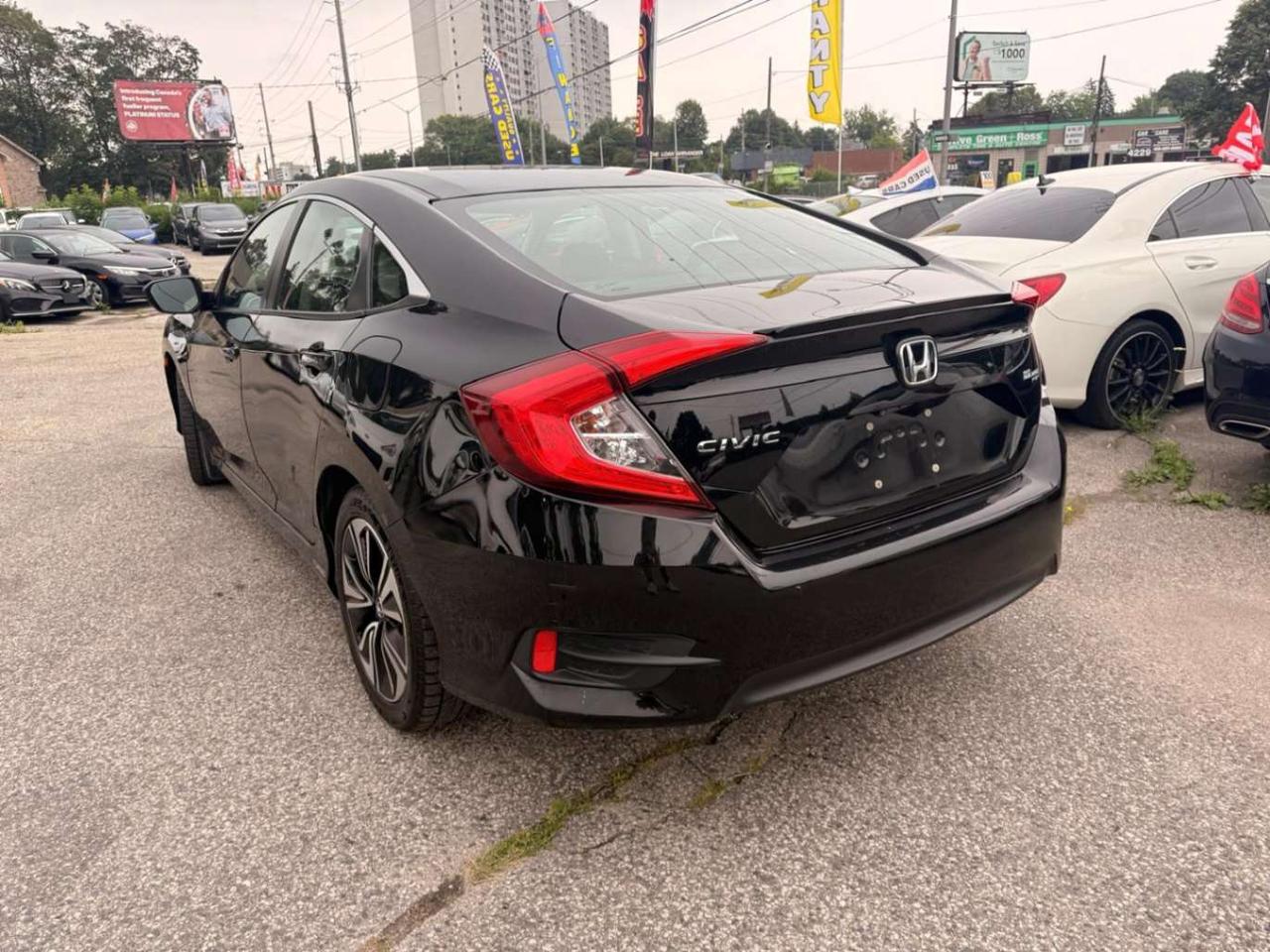 2016 Honda Civic 4dr CVT EX-T Photo