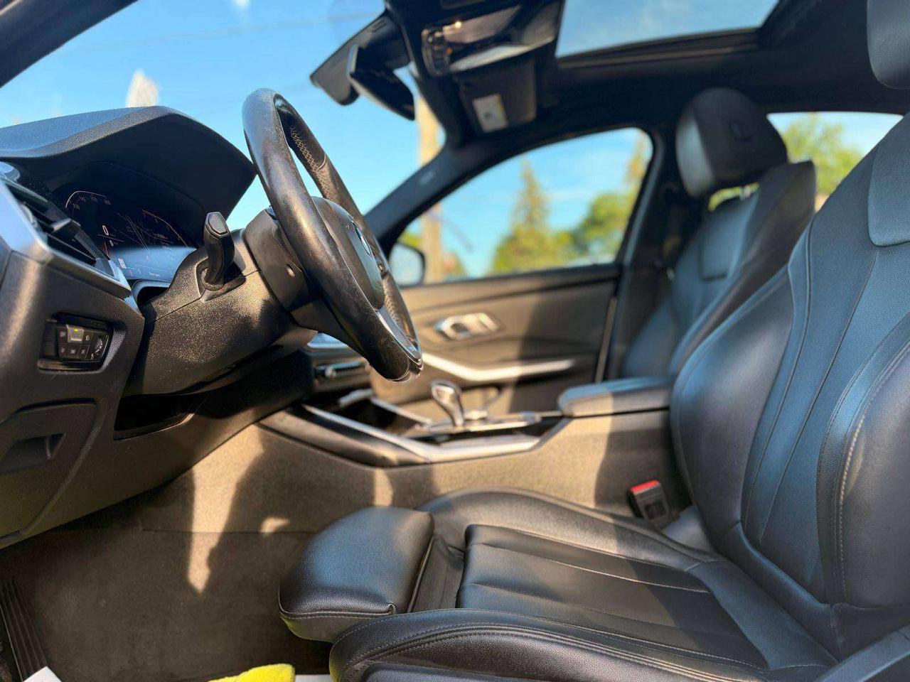 2019 BMW 3 Series 330i xDrive Sedan Photo