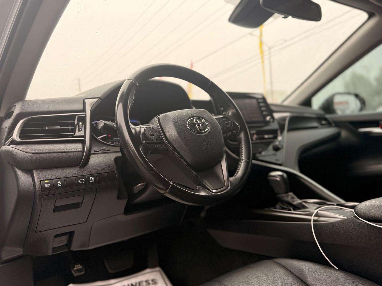 2021 Toyota Camry SE Auto Photo