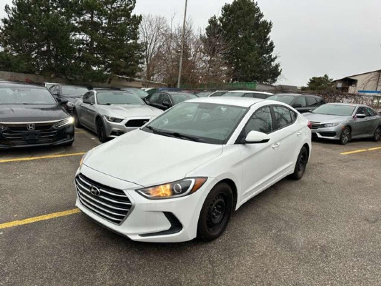 2017 Hyundai Elantra 4DR SDN Photo0