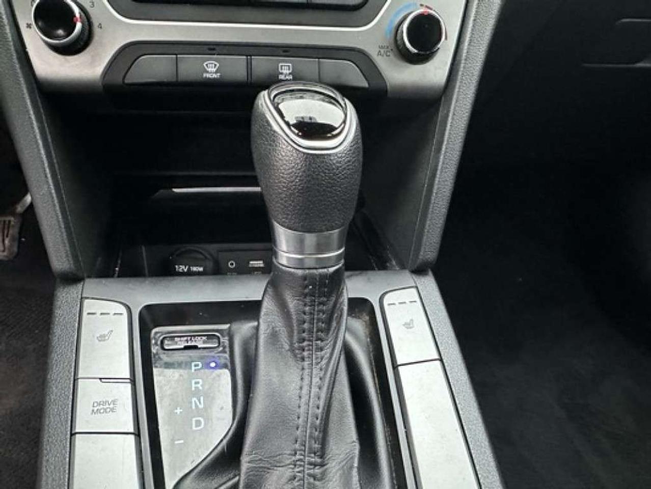 2017 Hyundai Elantra 4DR SDN Photo