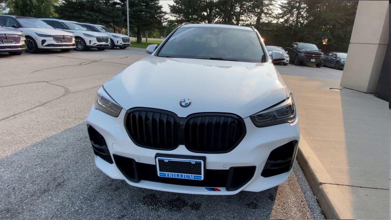 2021 BMW X1  Photo2