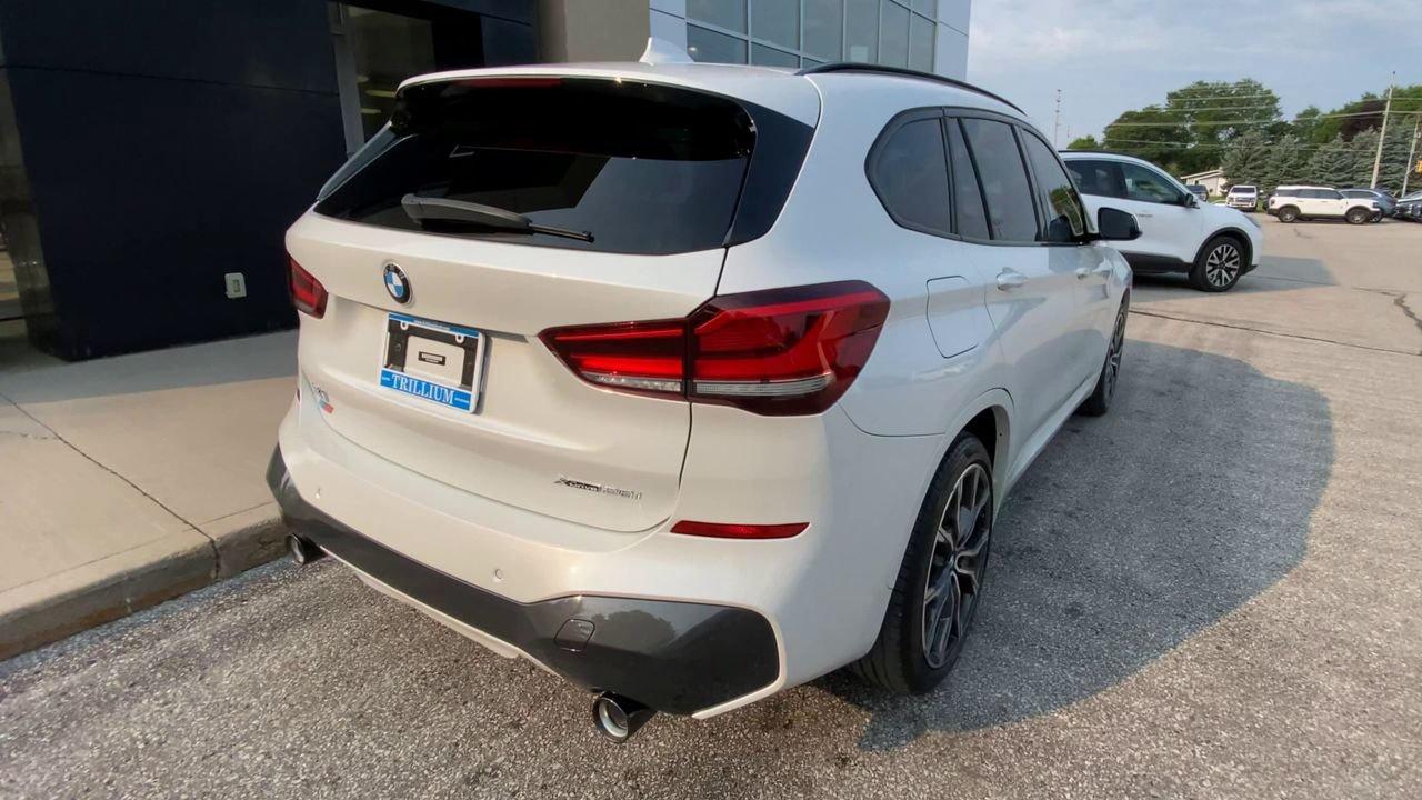 2021 BMW X1  Photo
