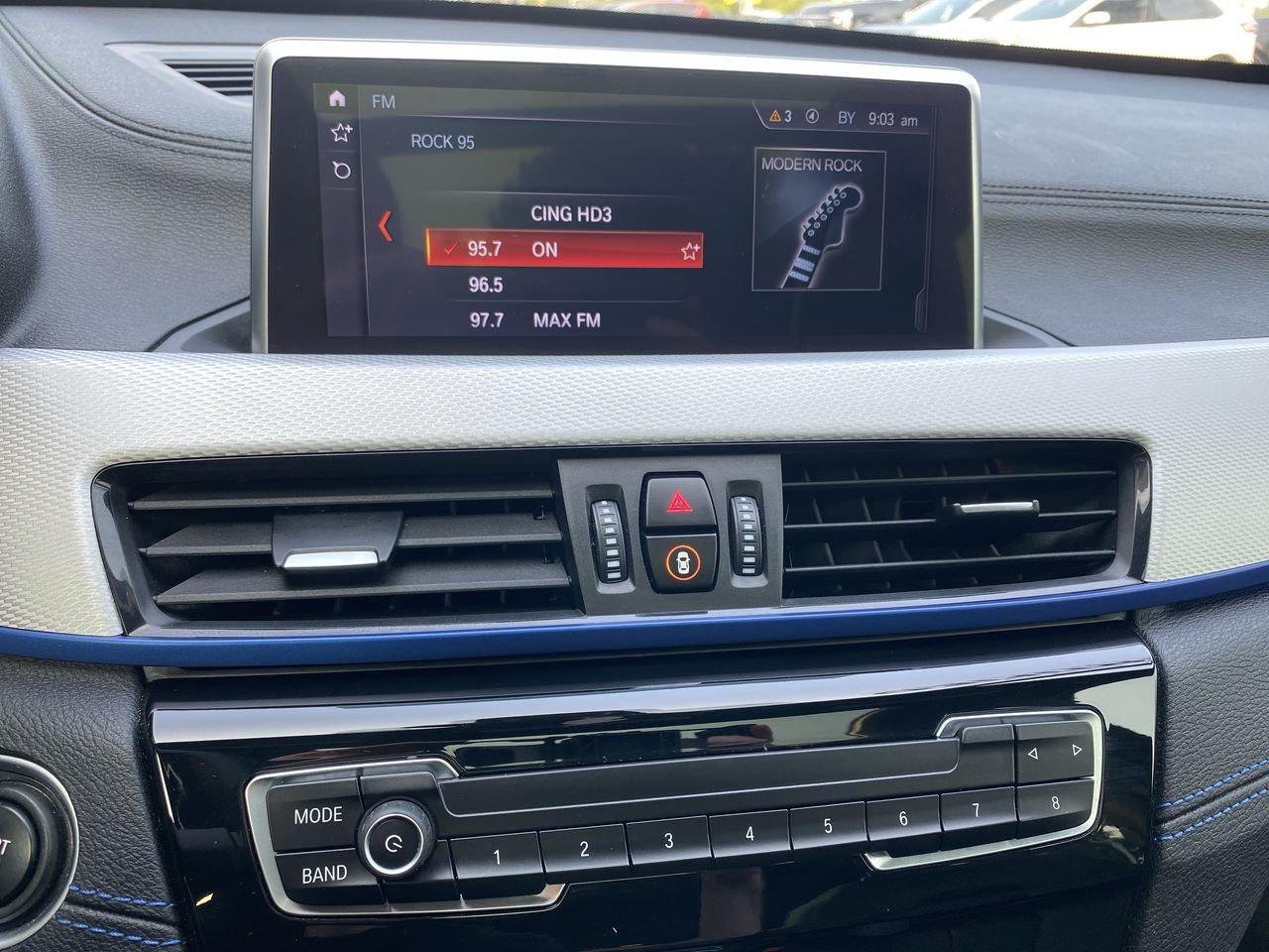 2021 BMW X1  Photo